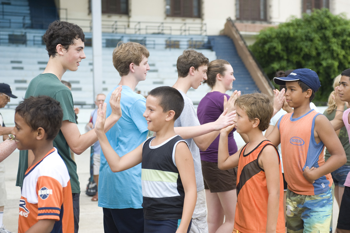 High fives on our Cuba student travel program